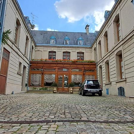 Hôtel Particulier des Canonniers Saint-Quentin  Extérieur photo
